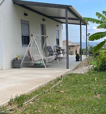 Ambelakia Bungalow Monemvasía Buitenkant foto